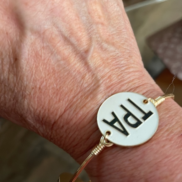 Tampa Bourbon a bowtie bangle - Picture 2 of 3